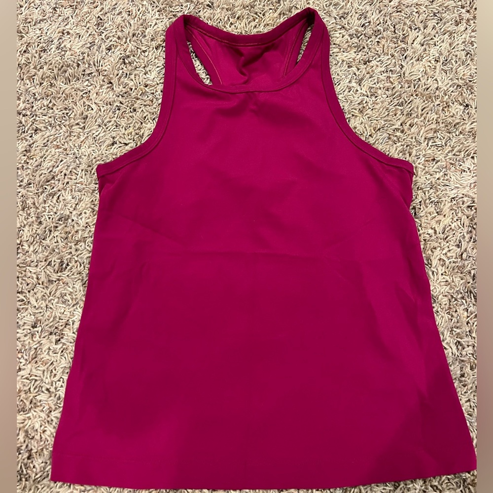 Lululemon tank